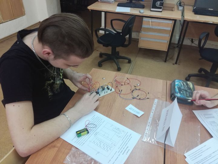 Командное первенство по цифровой схемотехнике и мпс.jpg Командное первенство по цифровой схемотехнике и мпс.jpg